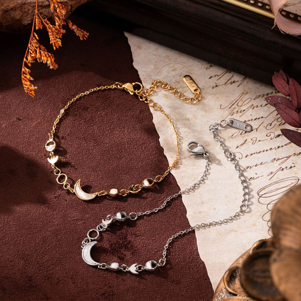 18k gold moon crescent gold-plated silver bracelet Vera Lux