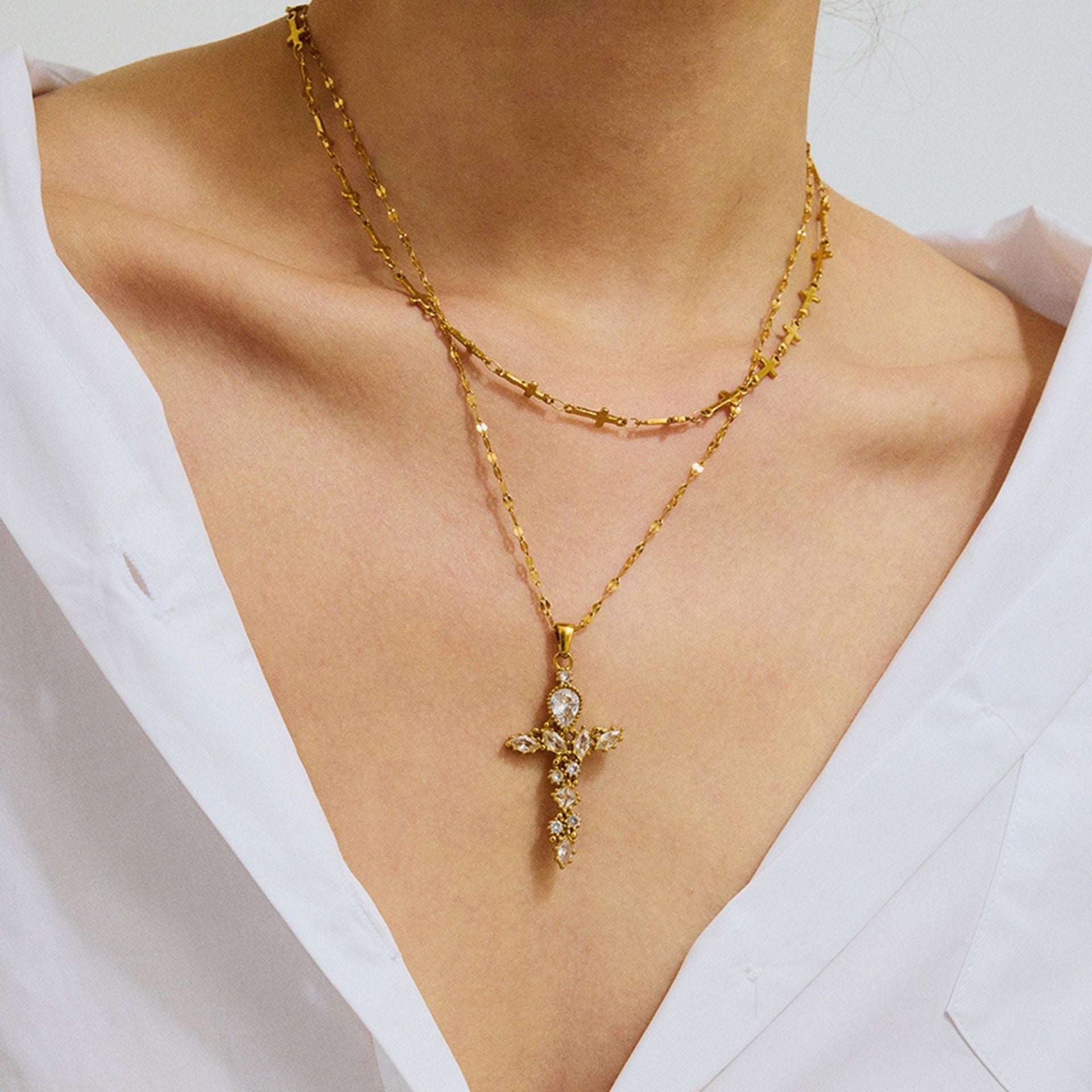 18K Gold Cross Inlaid Gemstone Design Exquisite Fashion Necklace Vera Lux