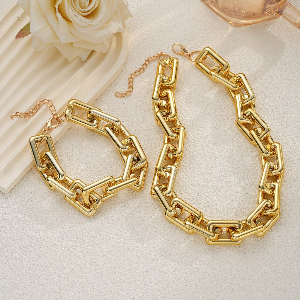 Geometric rectangular chunky chain bracelet and necklace set Vera Lux