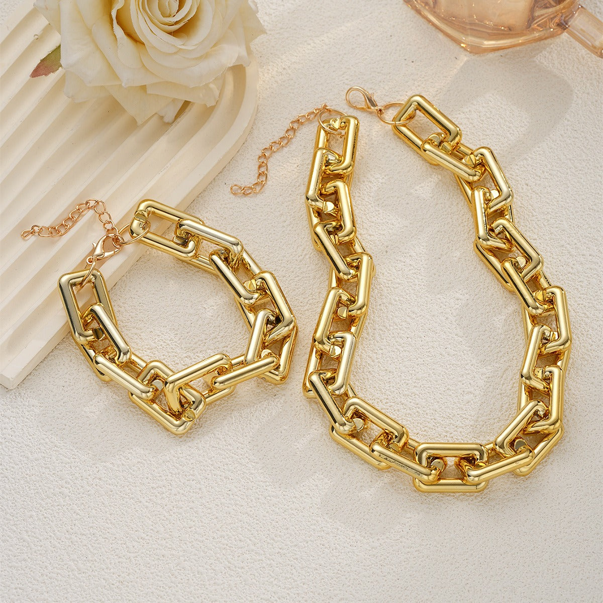 Geometric rectangular chunky chain bracelet and necklace set Vera Lux