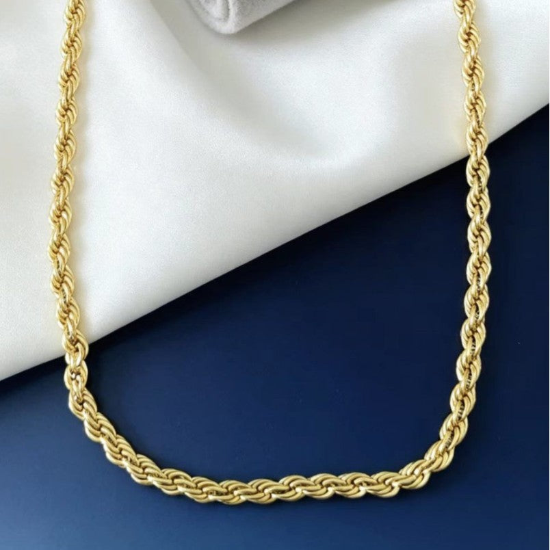 Fashionable Titanium Steel Necklace For Women Vera Lux