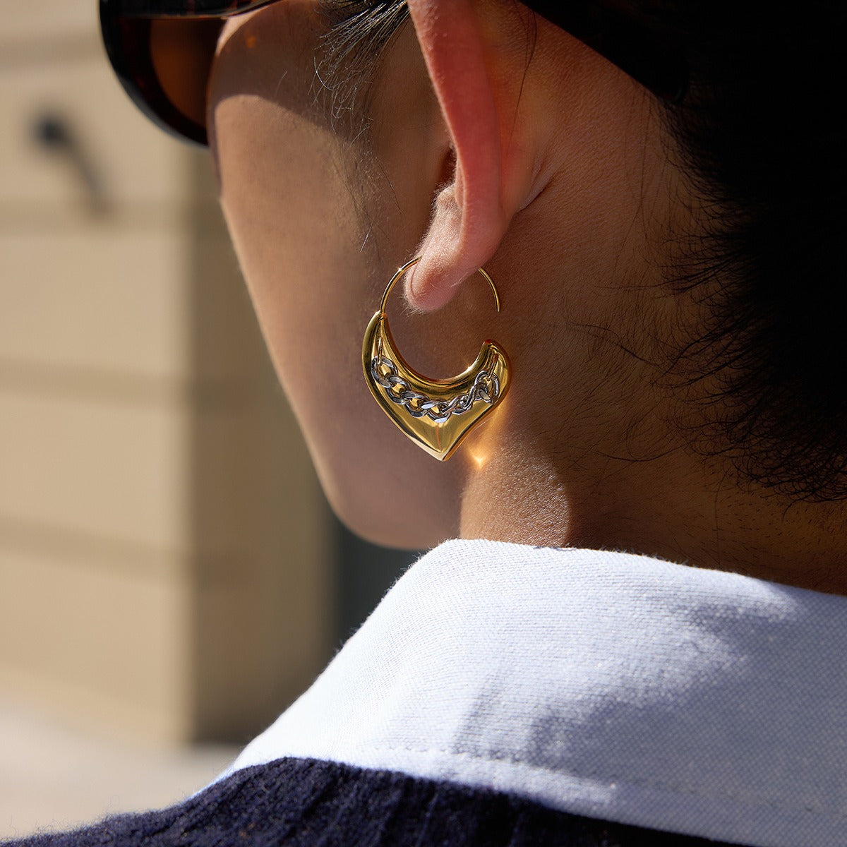 18K gold lightweight luxury heart-shaped earrings Vera Lux