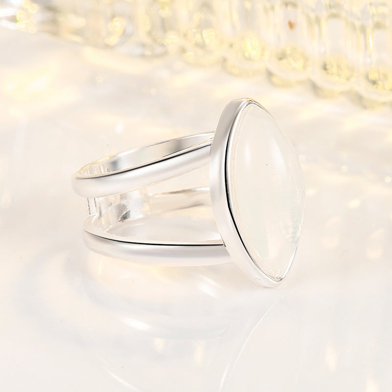 925 Silver-Plated Imitation White Agate Ring, Womens, European And American Style Vera Lux