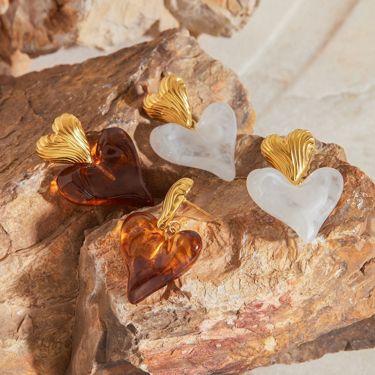 18K gold heart-shaped design light luxury noble earrings Vera Lux