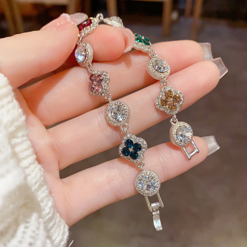 Personalized Fashionable Colorful Zircon Four-Leaf Clover Circle Bracelet Vera Lux
