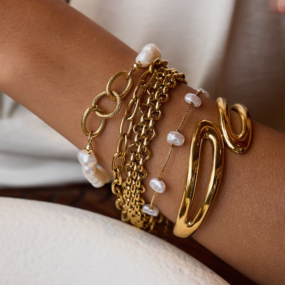 18k gold stainless steel pearl bracelet Vera Lux