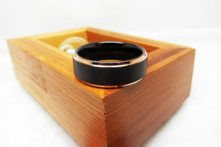 Eight-wide Step Sandblasted Electric Black Bezel Electric Rose Gold Vera Lux