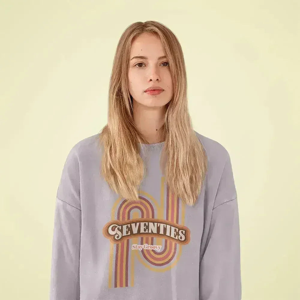 70's Retro Sweatshirt - Vintage Loose Fit Crewneck | Femstylo Femstylo