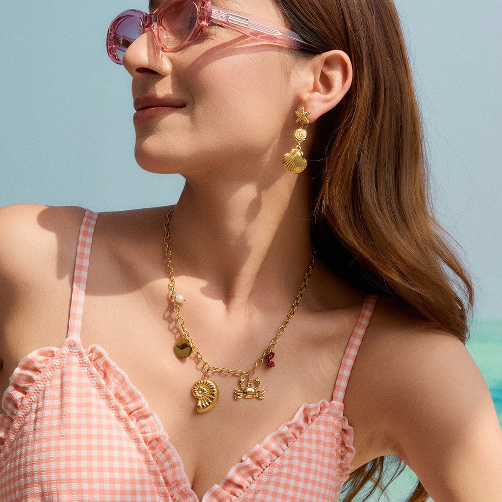 18K Gold Conch Shaped Necklace Vera Lux