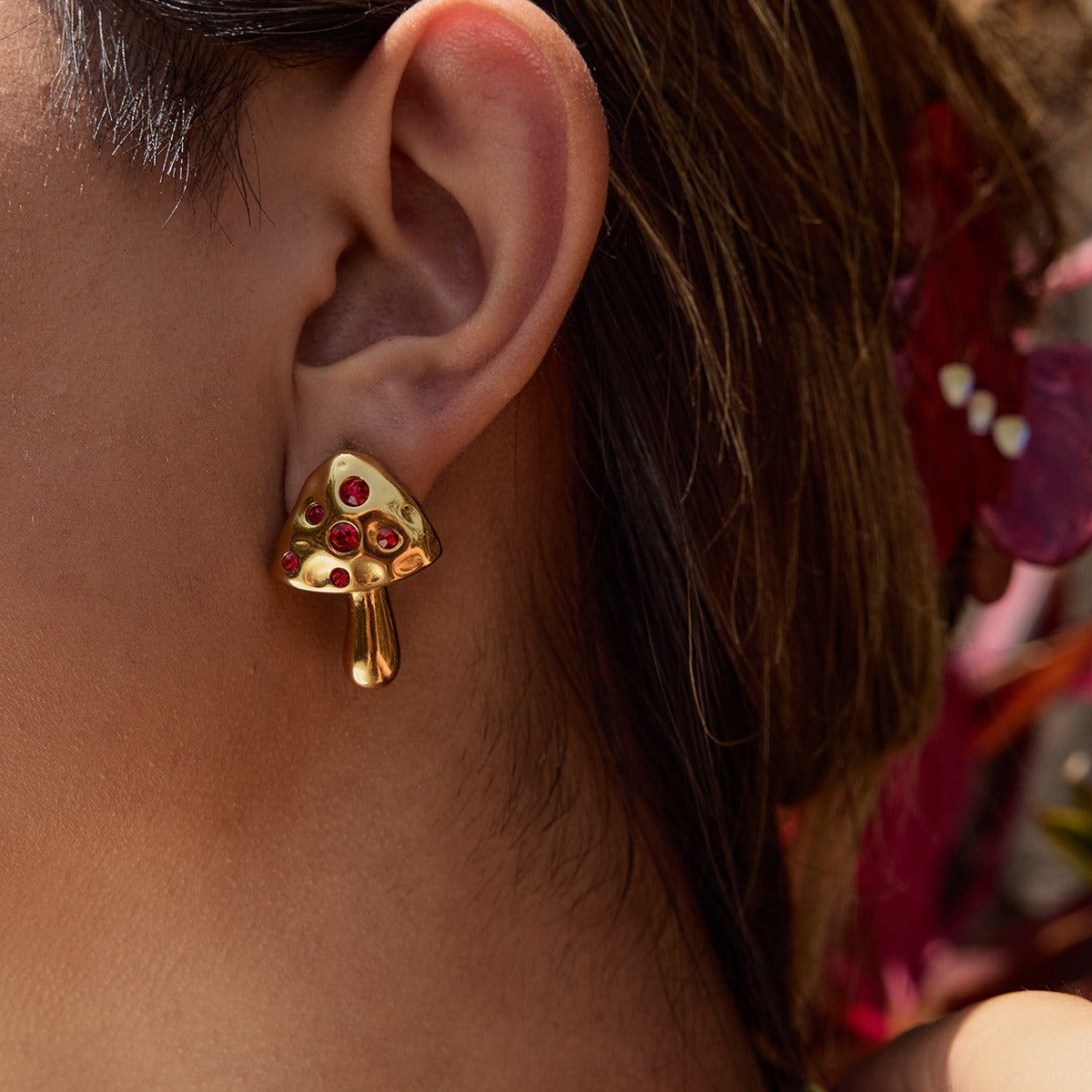 18K gold mushroom-shaped earrings inlaid with gemstones, exquisite and noble design Vera Lux