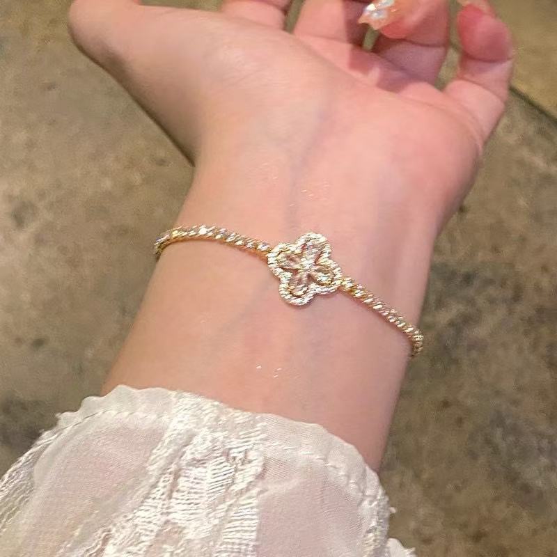 Wind Super Sparkling Full-Crystal Four-Leaf Clover Bracelet For Women Vera Lux
