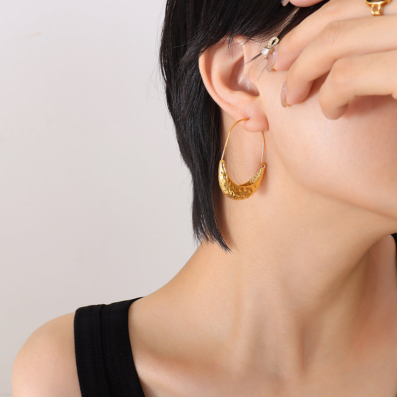 Versatile Instagram-style Boat-shaped Embossed Earrings Vera Lux