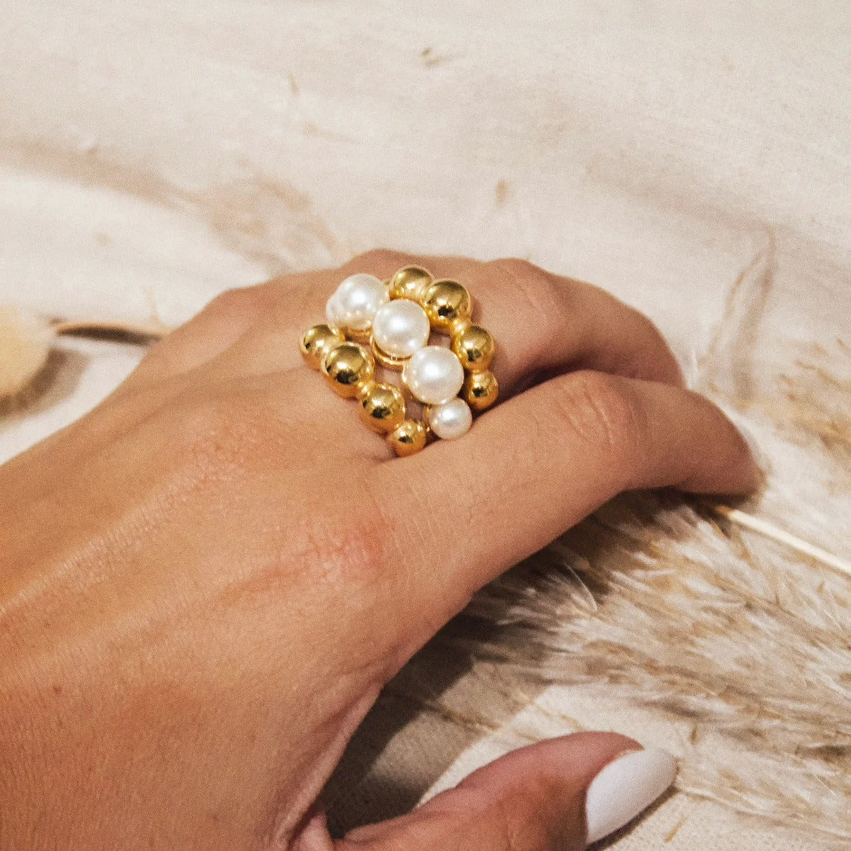 18K gold multi-layer round beads with pearl design exquisite high-end ring Vera Lux