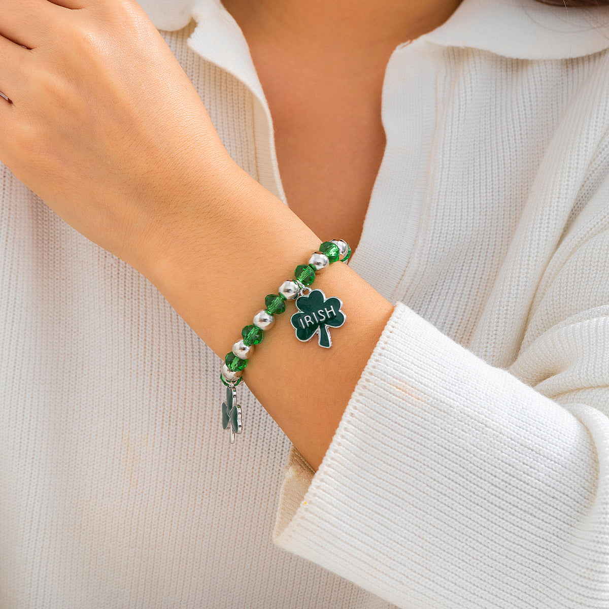 Leafy Clover Letter Bracelet Simple Green Beaded Bracelet Vera Lux