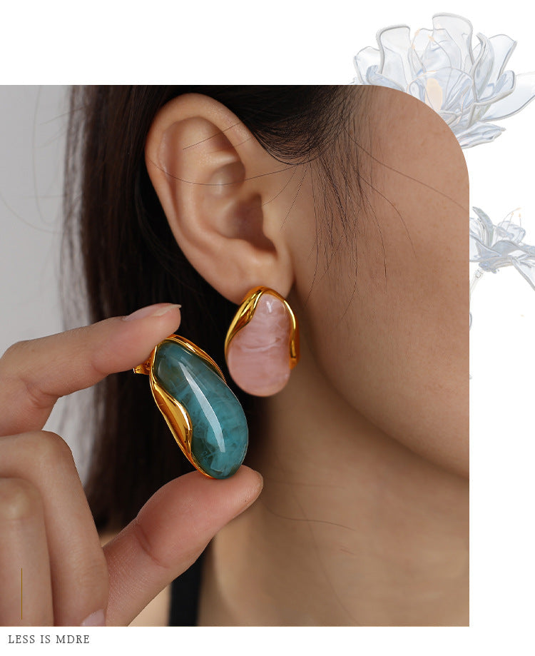 European And American Retro Irregular Amber Powder-white-blue Gradient-dyed Gold-edge Ear Ring, Non-fading, 18K Gold-plated, Exclusive Small-sized Earrings Vera Lux