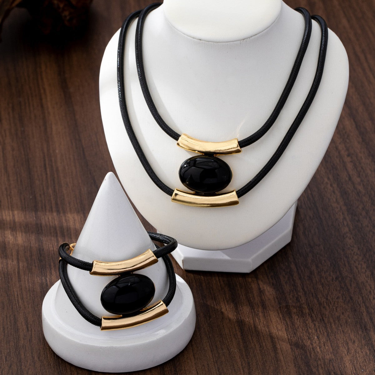 Multilayer Vintage Necklace And Bracelet Set For Women Vera Lux