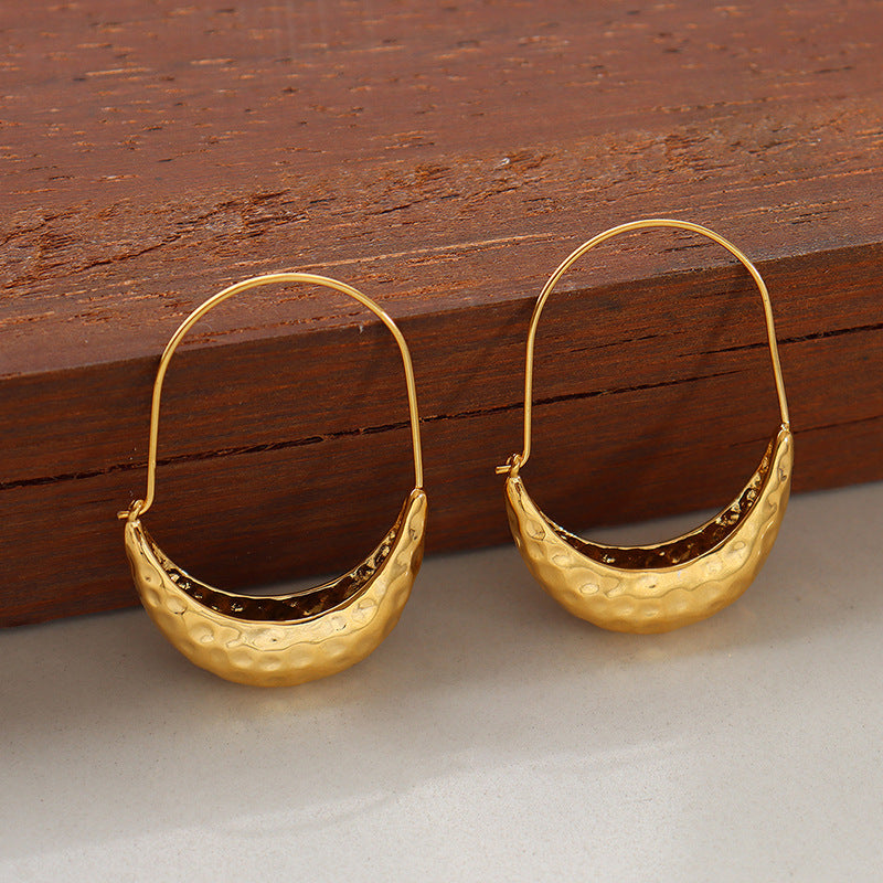 Versatile Instagram-style Boat-shaped Embossed Earrings Vera Lux