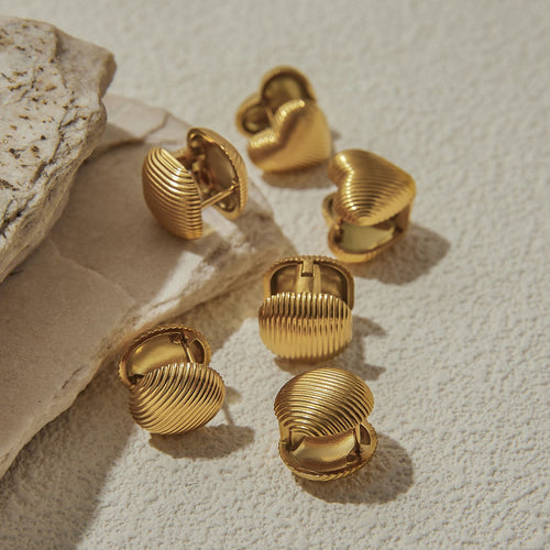 18K gold arc-shaped square with vertical stripes design exquisite and simple earrings Vera Lux