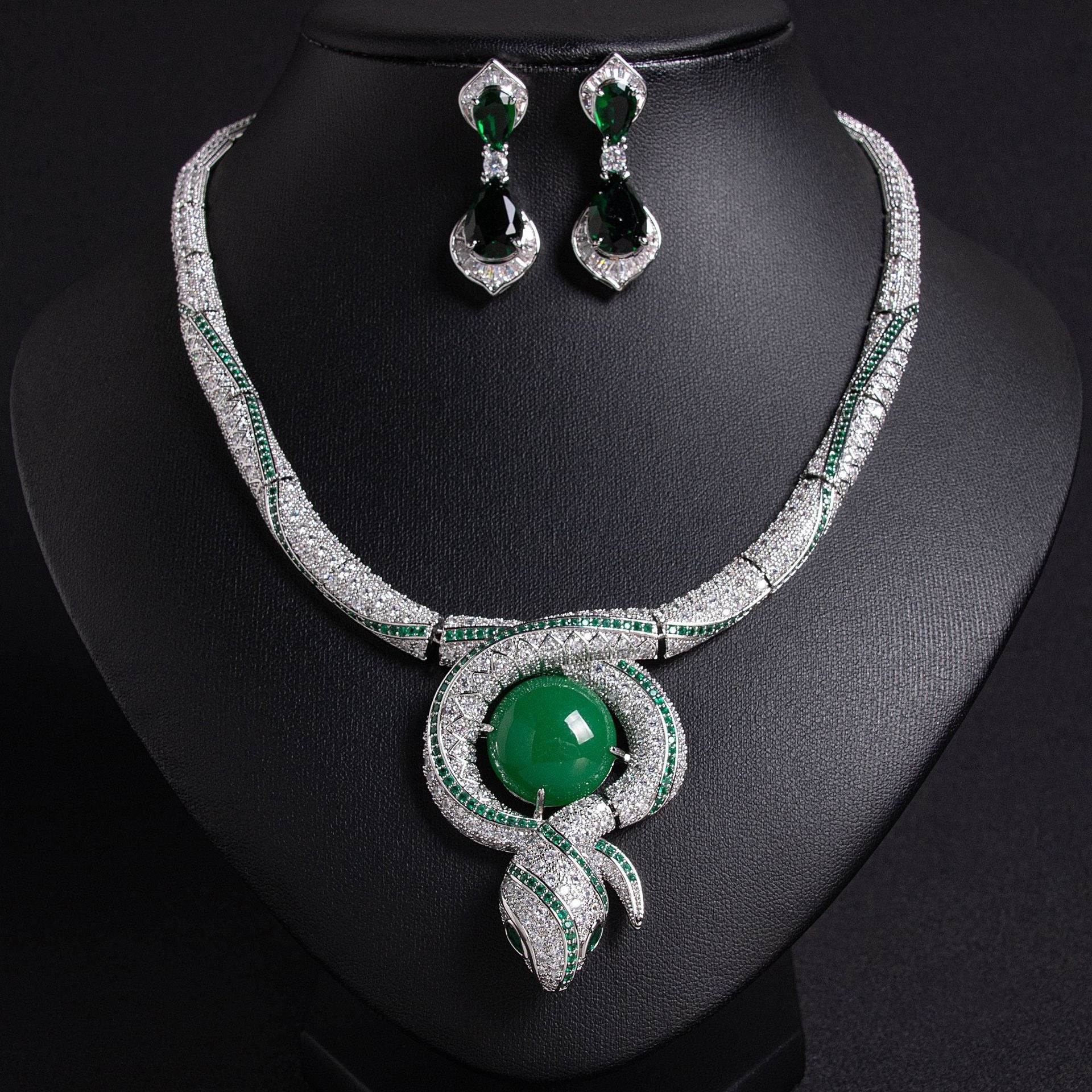 S925 Silver Snake-Themed Necklace with Diamond Accents Vera Lux