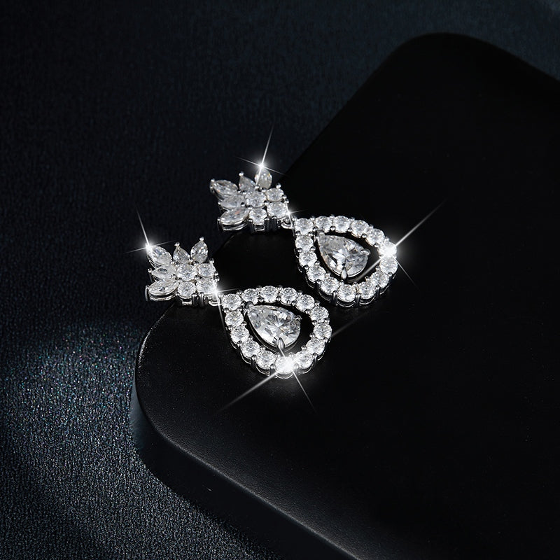 S925 Sterling Silver Pear Cut Moissanite Dangle Earrings  5x7mm Teardrop Cluster Earrings With GRA Certificate Platinum Plated Jewelry Gift Box Set Vera Lux
