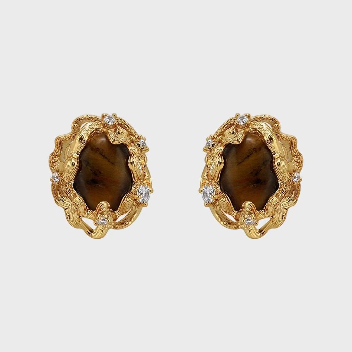 2026 New Retro Geometric Irregular Resin Oversized Earrings, Niche Cold Style For Women Vera Lux