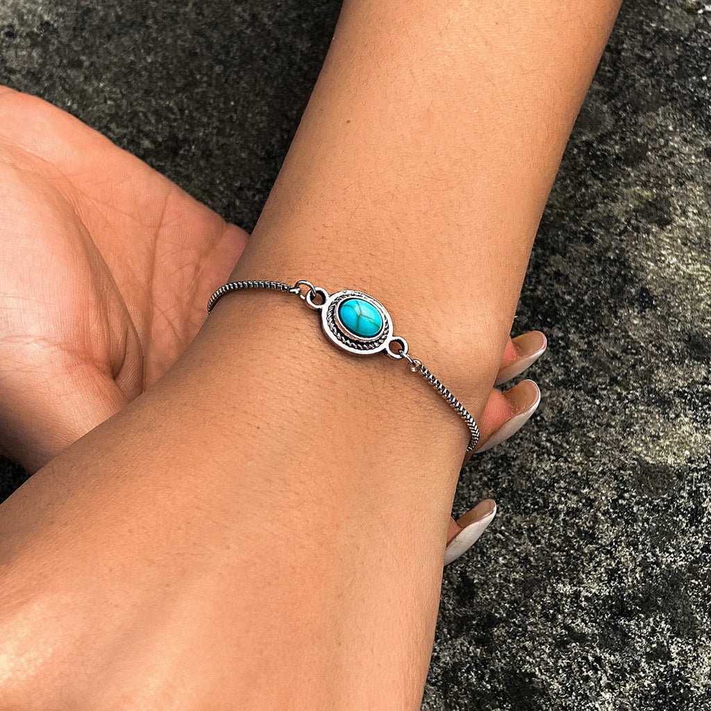 Vintage Charm Adjustable Turquoise Bracelet Vera Lux