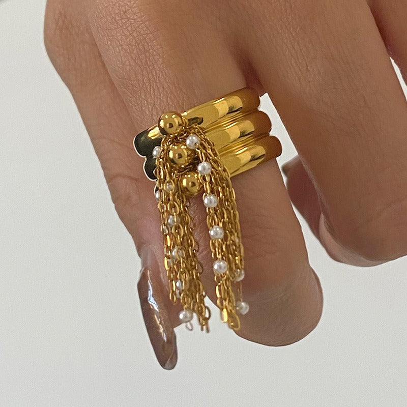18K gold multi-layered ring with tassel design Vera Lux