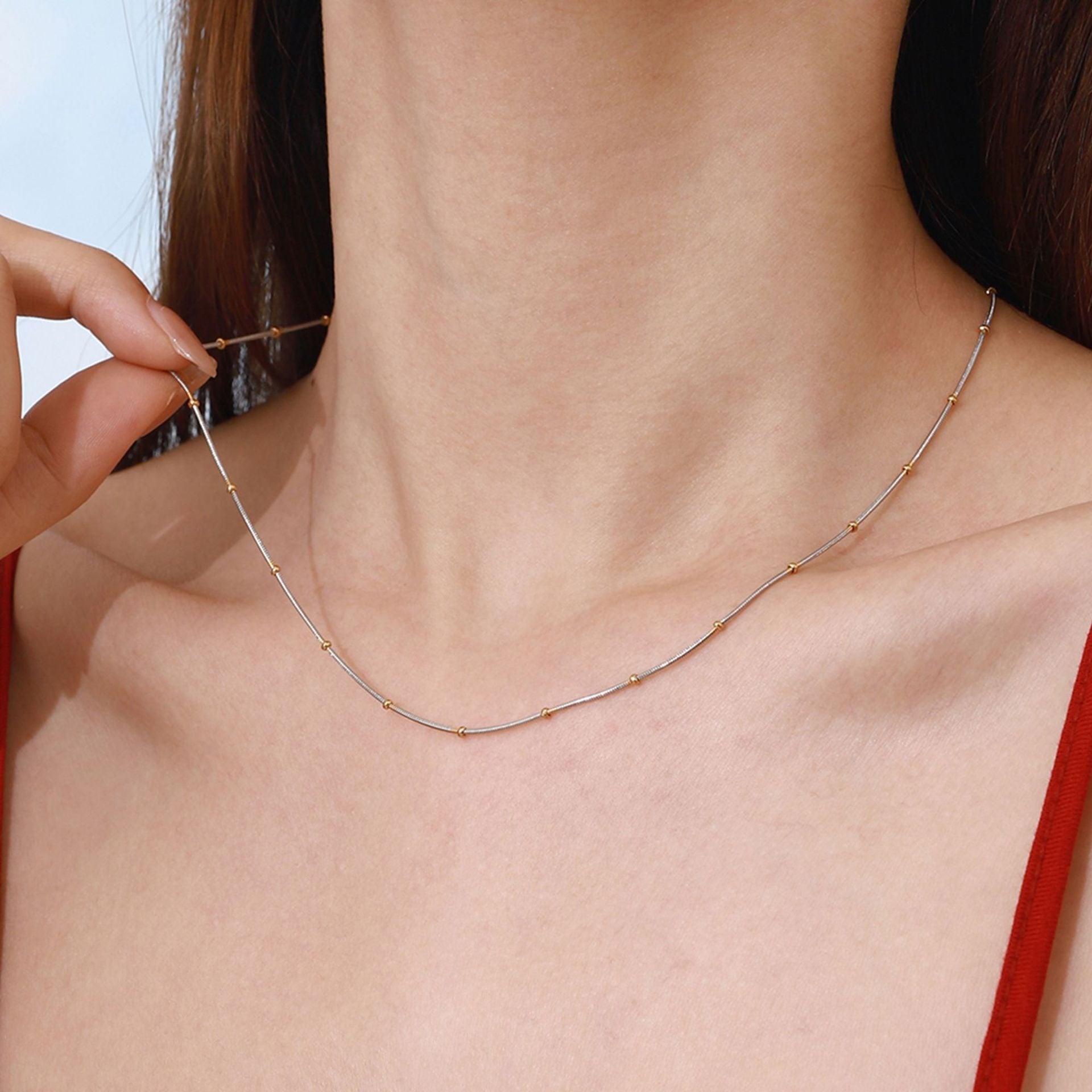 18K gold round beads with gold and silver color matching design personalized fashion necklace Vera Lux