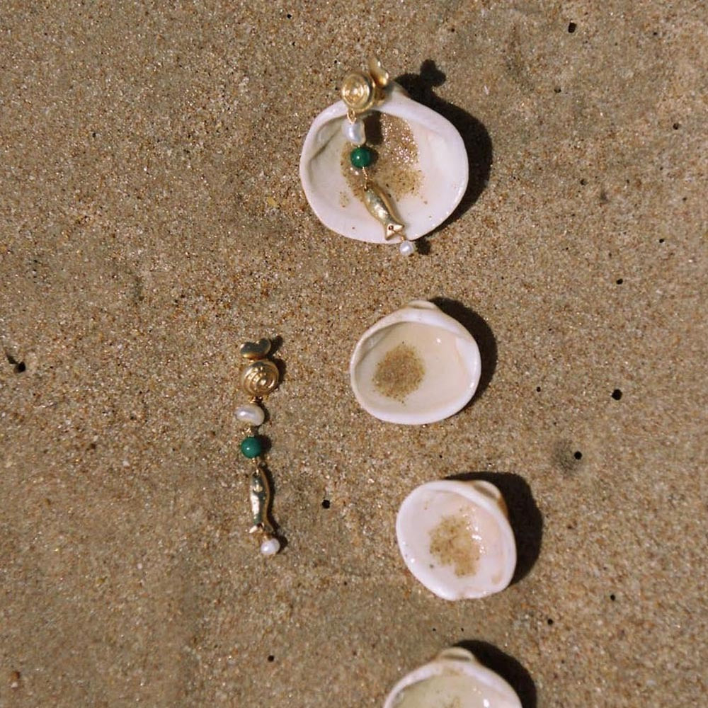 18K goldfish-shaped earrings with pearl design Vera Lux