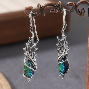 European And American Style Fashionable Retro Waterdrop Pendant Earrings Vera Lux