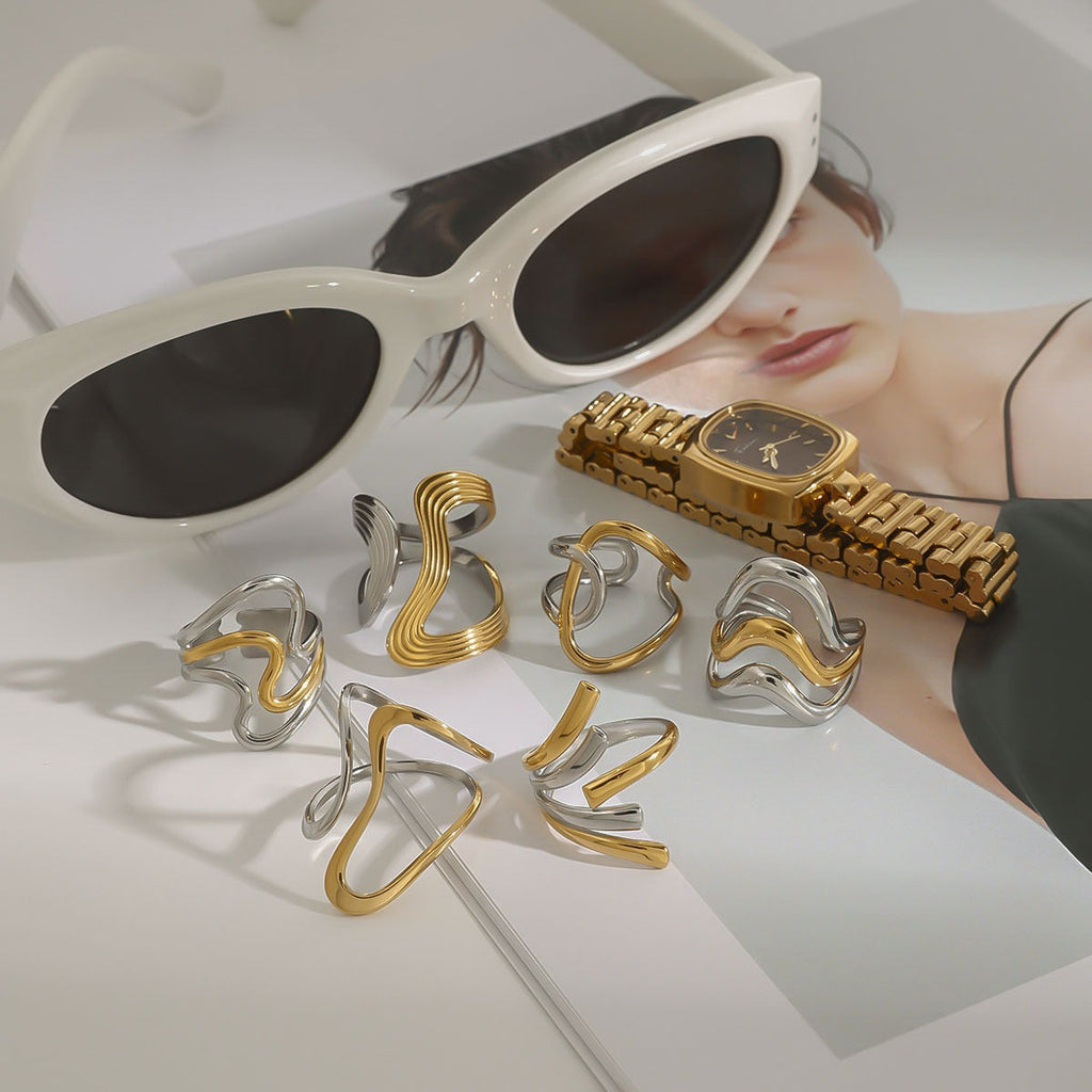18K gold geometric lines with gold and silver color matching design simple and elegant ring Vera Lux