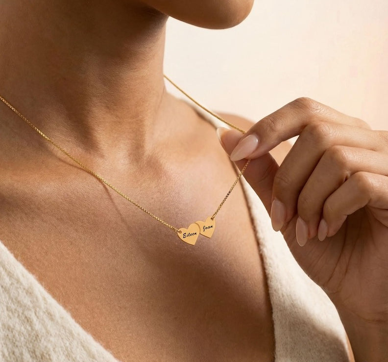 Heart-shaped interlocking custom name necklace Vera Lux