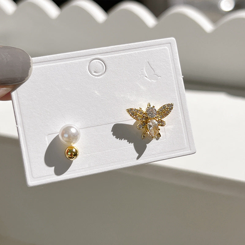 Chic Niche Design Gold Heart Stud Earrings Ins Viral Daily Wear Ladies Ear Jewelry Vera Lux