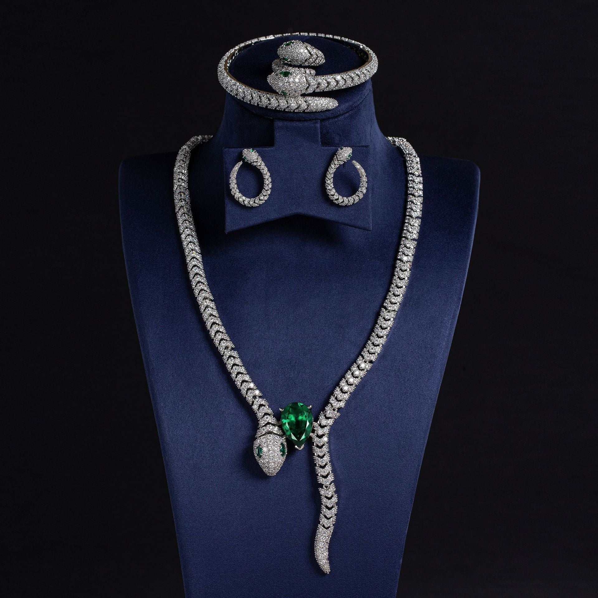Stylish Retro Snake Necklace Set Vera Lux
