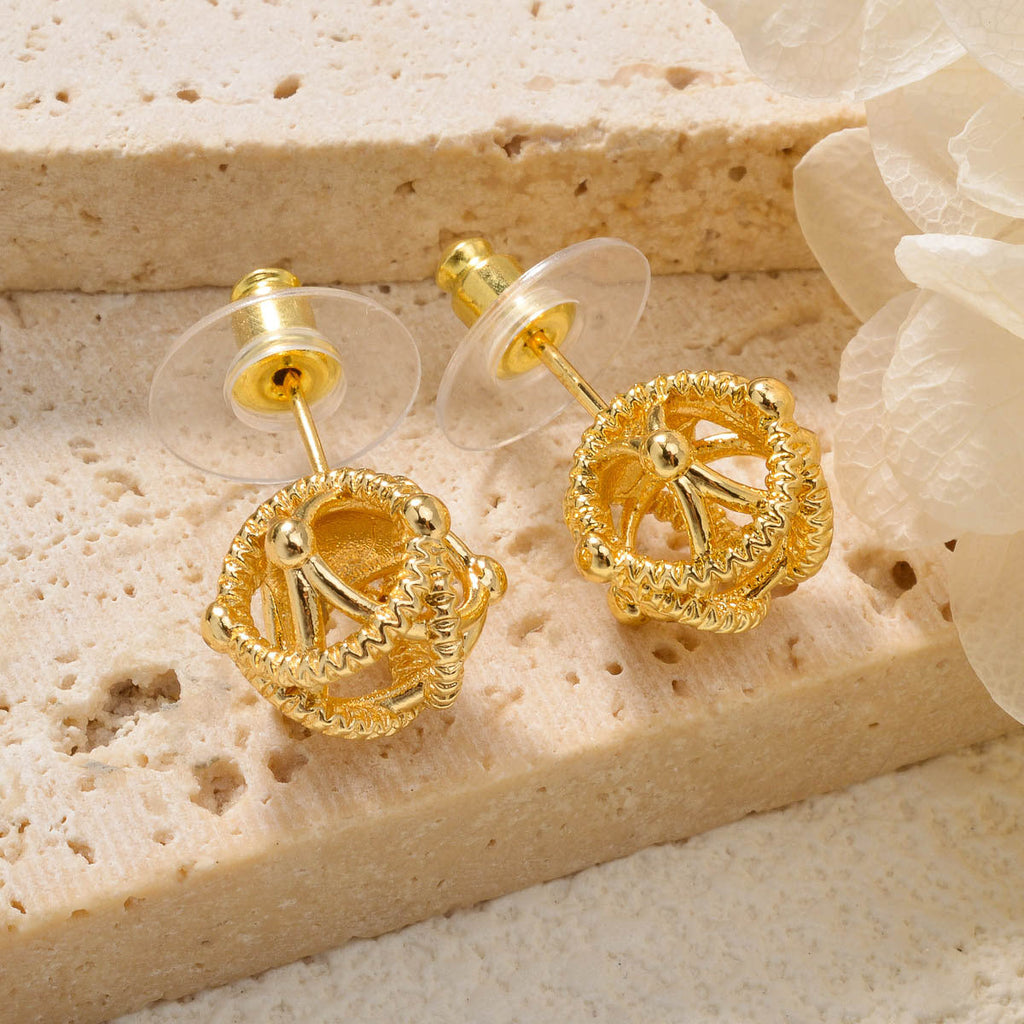 Minimalist Hollow Star Copper-Plated Stud Earrings For Women Vera Lux
