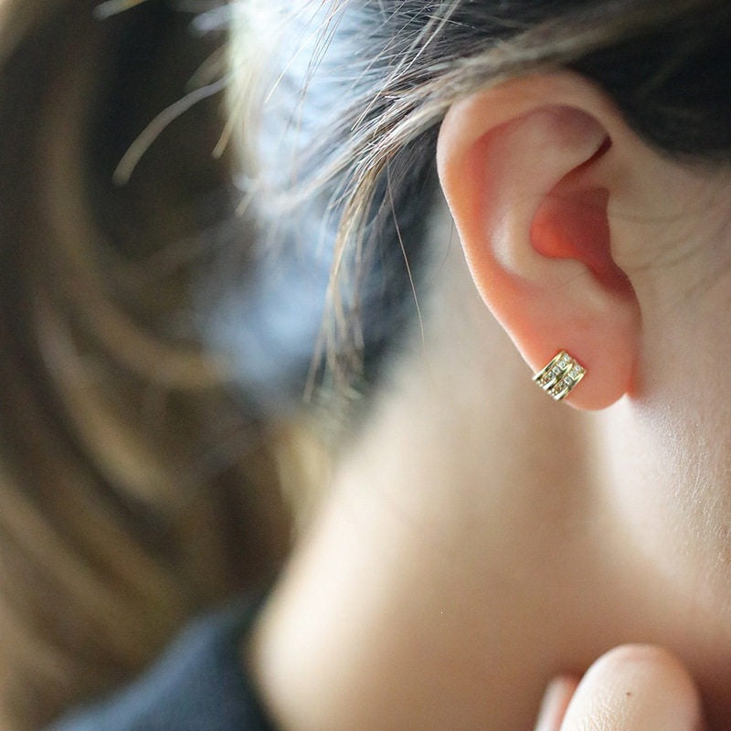 Exquisite And Understatedly Luxurious Womens Ear Clips Vera Lux
