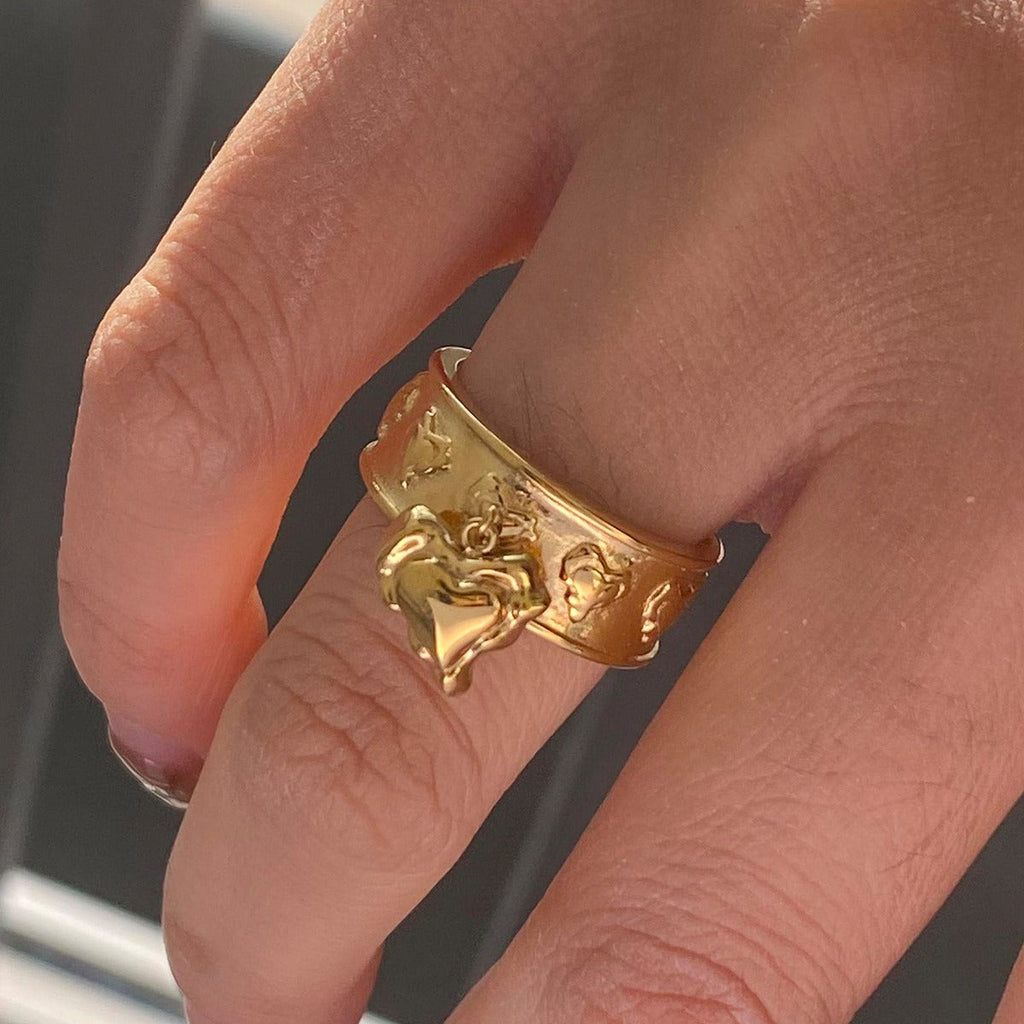 18K gold heart pendant unique design personality ring Vera Lux
