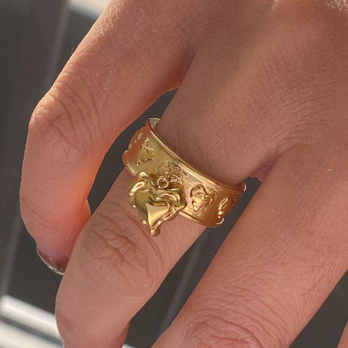 18K gold heart pendant unique design personality ring Vera Lux