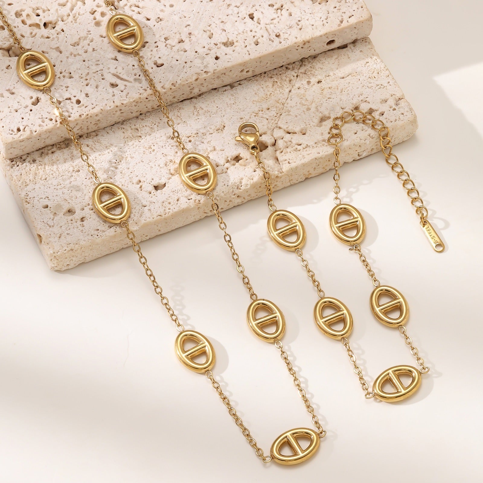 18K Gold Pig Nose Necklace and Bracelet Set Vera Lux
