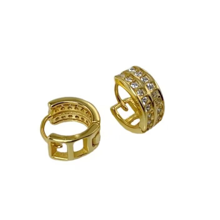 Exquisite And Understatedly Luxurious Womens Ear Clips Vera Lux