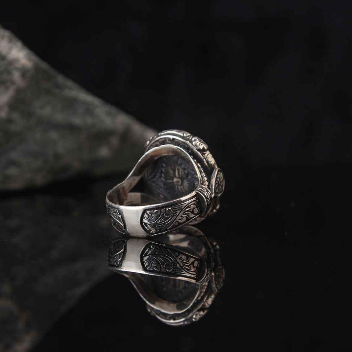 Fashionable Punk Carved Vintage Ring For Men With Black Gemstones Vera Lux