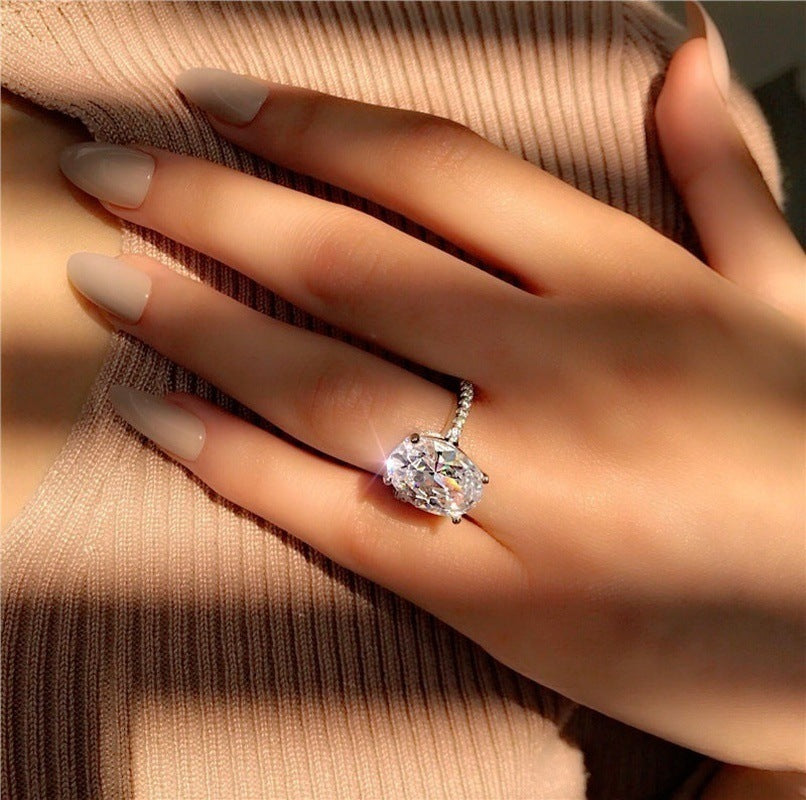 Fashion Hot Sale Oval Cut Engagement & Proposal Ring, 18K White Gold Plated Ring Jewelry Vera Lux