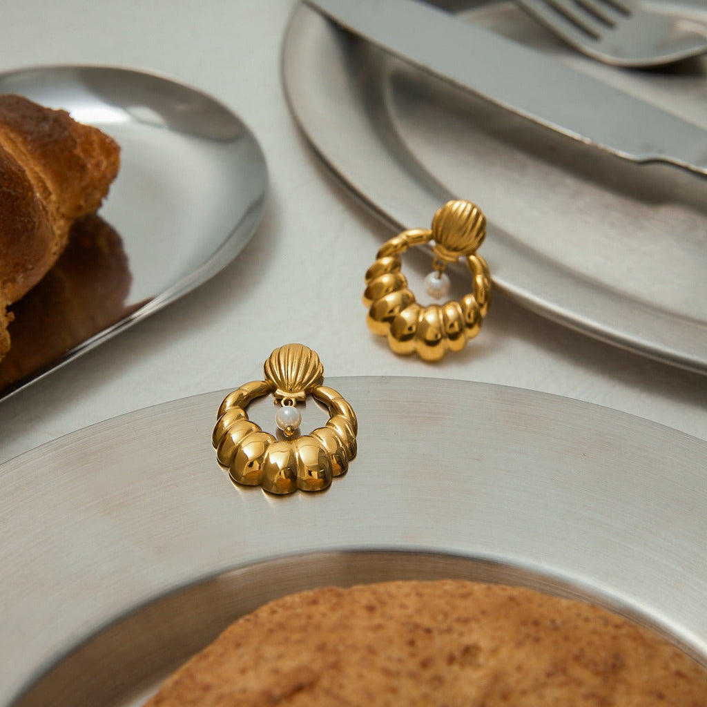 18K gold U-shaped earrings with textured design, exquisite and simple Vera Lux