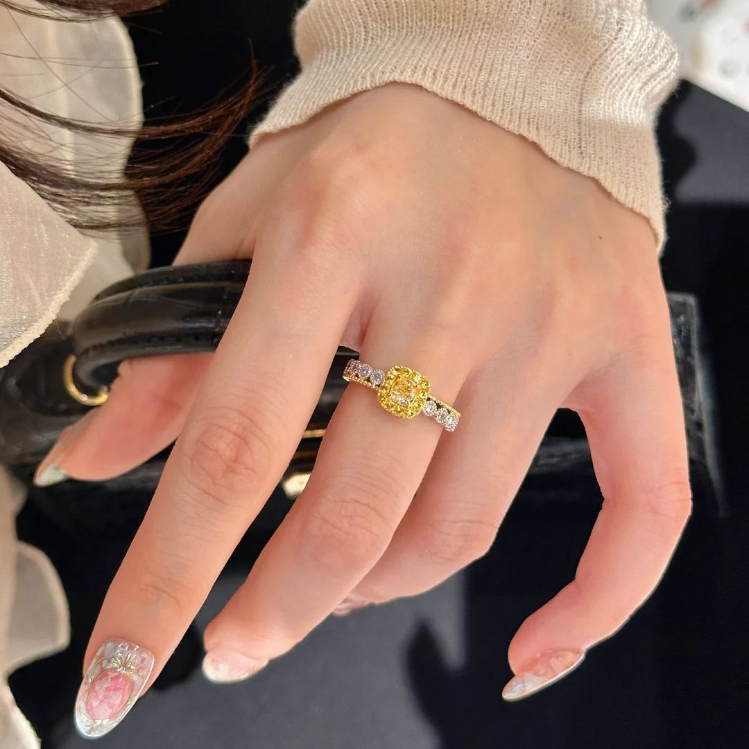 Light Luxury Yellow Diamond Sugar Cube & Pineapple Ring, Niche Design, High-End Exquisite Fashion Gemstone Ring For Women Vera Lux