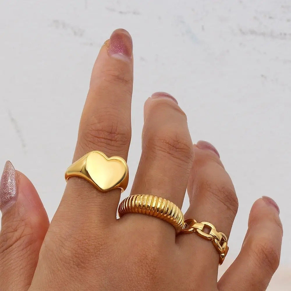 Stainless Steel Titanium Heart-Shaped Ring For Women Vera Lux