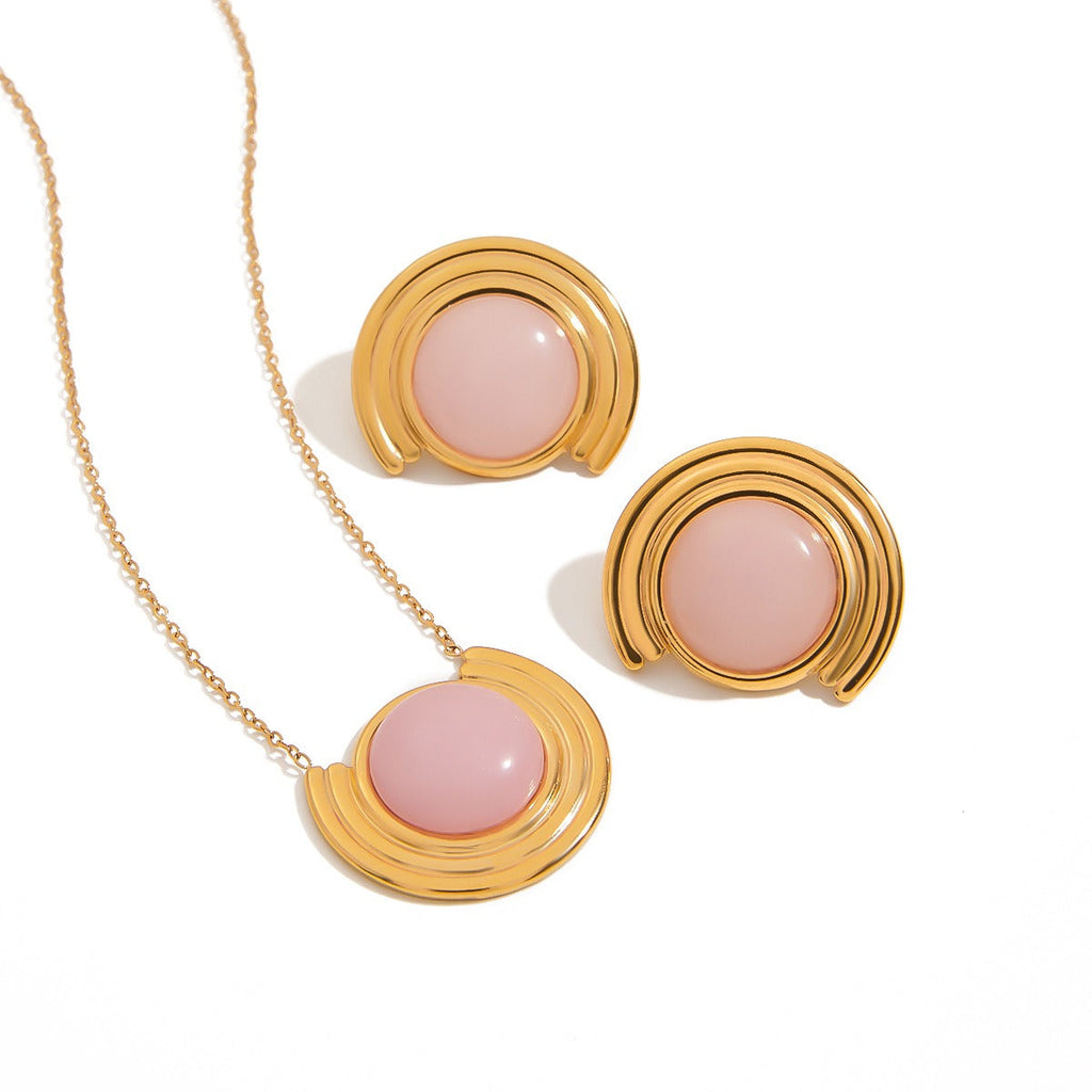 18K gold round shape with textured gemstone design light luxury noble necklace Vera Lux
