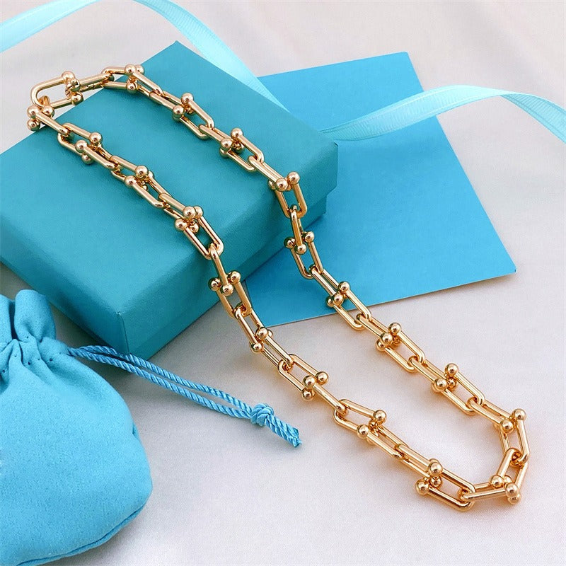18K Gold T-House U-Shaped Horseshoe Chain Necklace Vera Lux