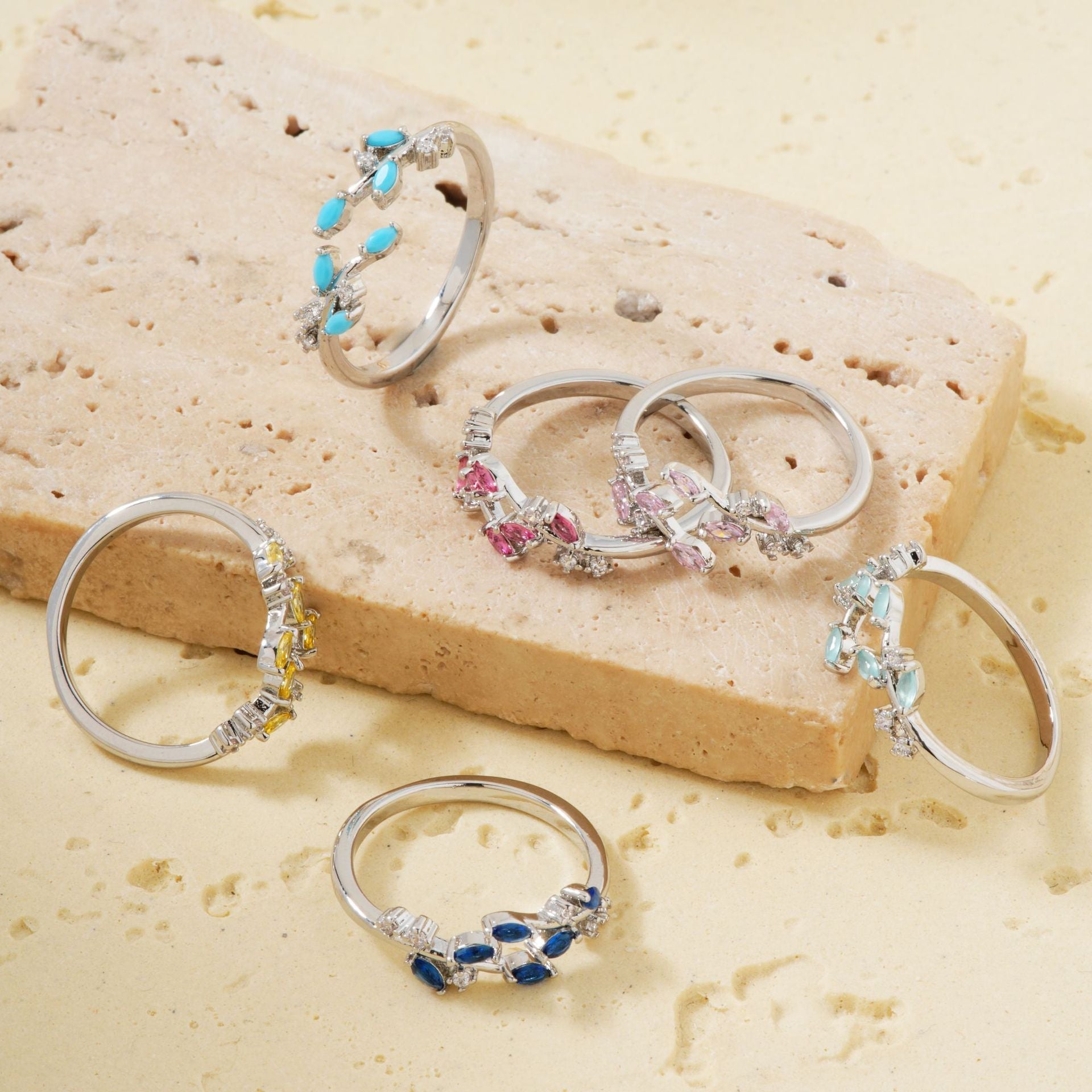 Womens Personality Leaf Ring Vera Lux