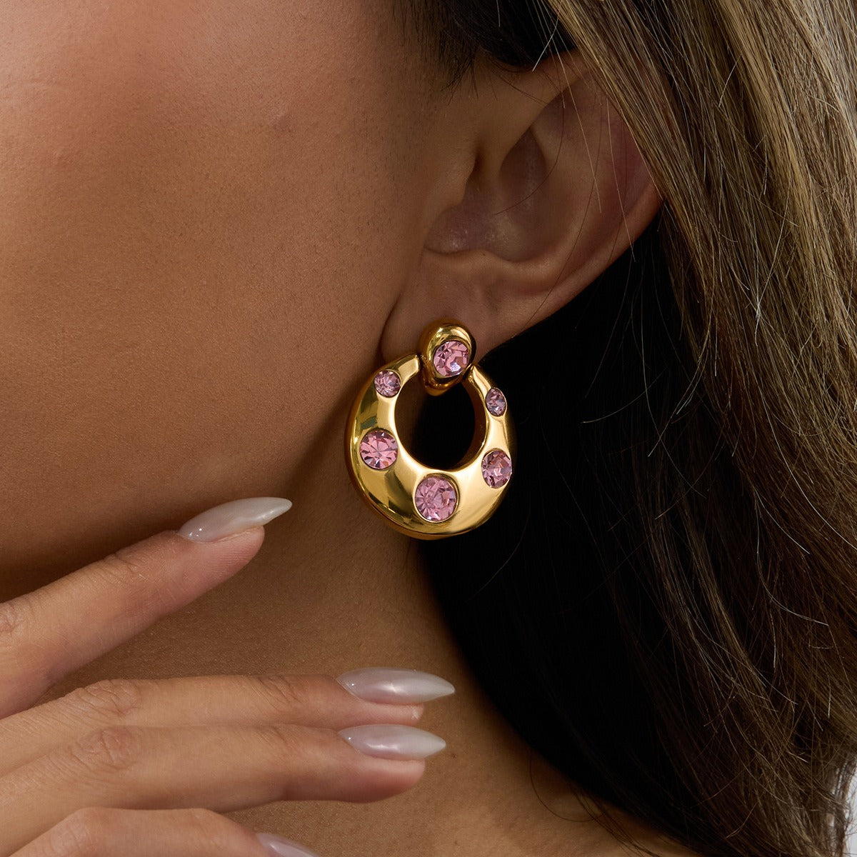 18K gold U-shaped inlaid gemstone design classic simple earrings Vera Lux