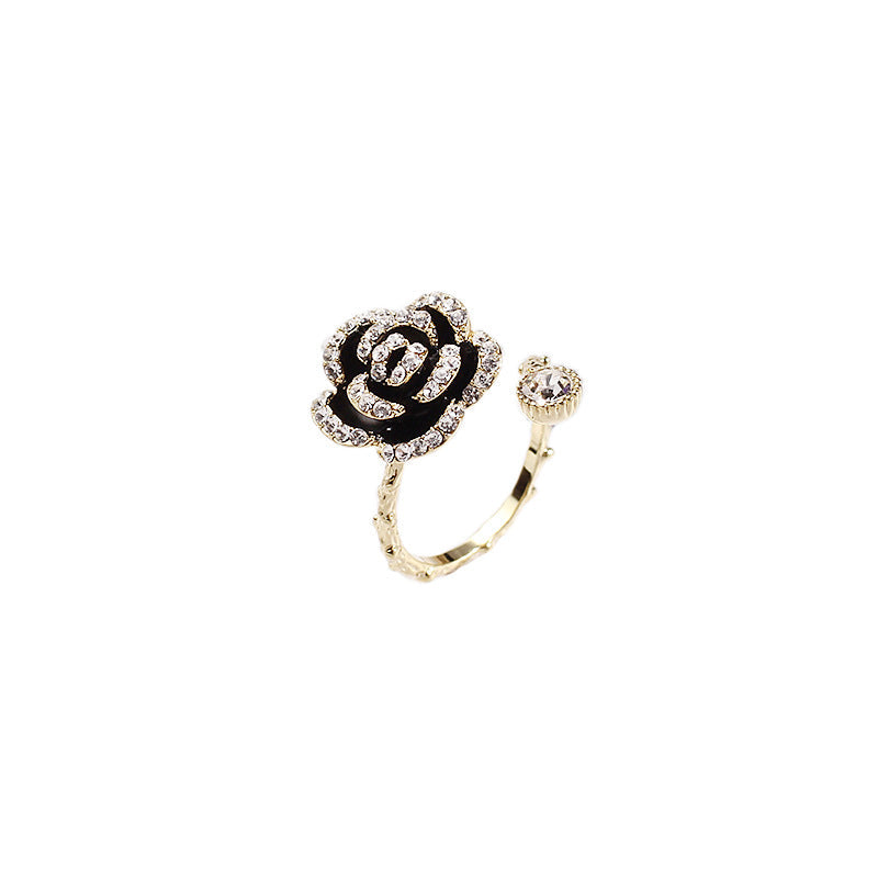 Retro-style Chic Jewelry Rhinestone-encrusted Ring Vera Lux